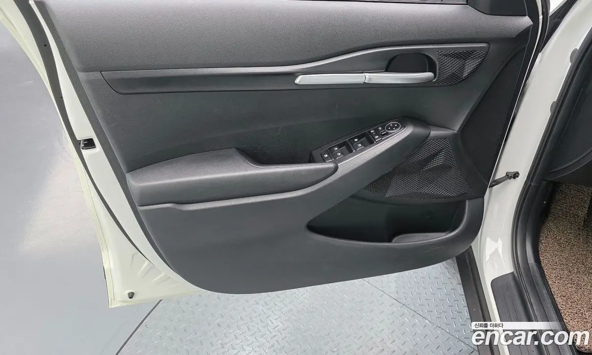Kia Seltos 2024 1.6 автомат (гидро), фото 14
