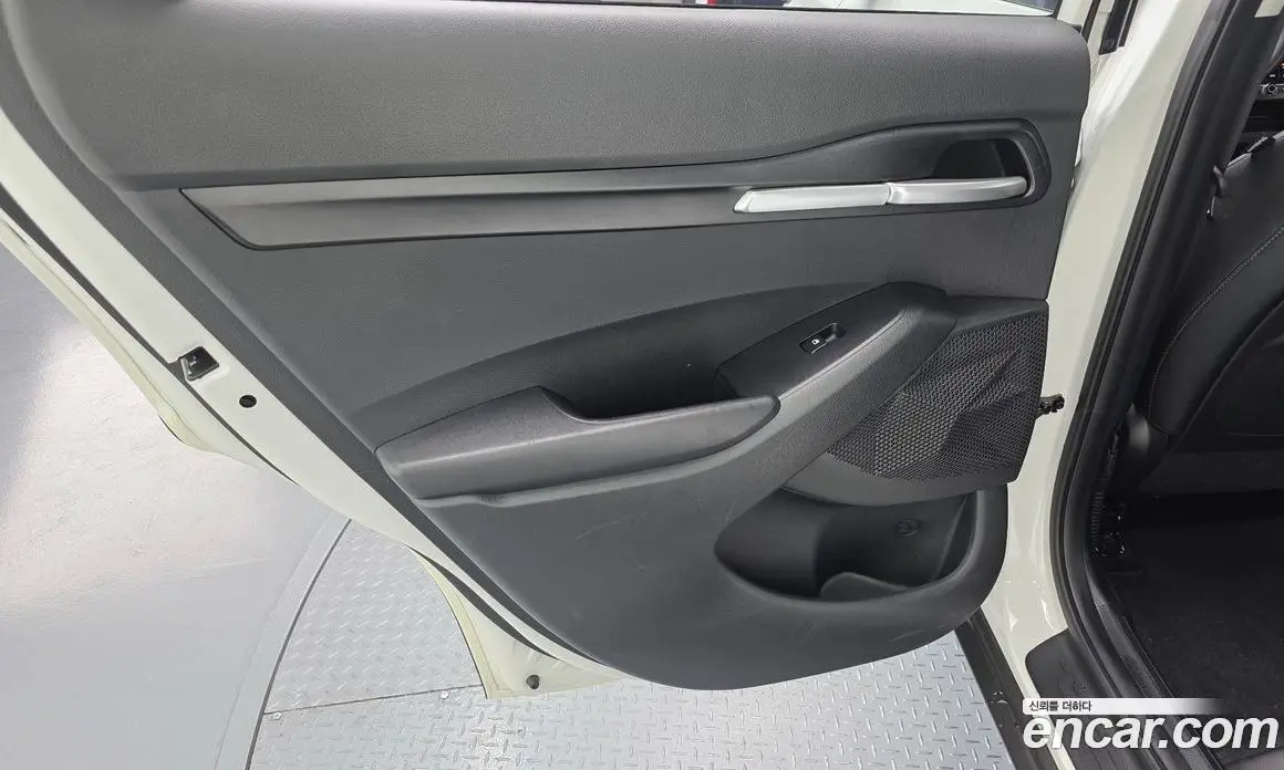 Kia Seltos 2024 1.6 автомат (гидро), фото 15