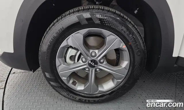 Kia Seltos 2024 1.6 автомат (гидро), миниатюра 5