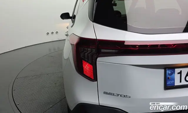 Kia Seltos 2024 1.6 автомат (гидро), миниатюра 9