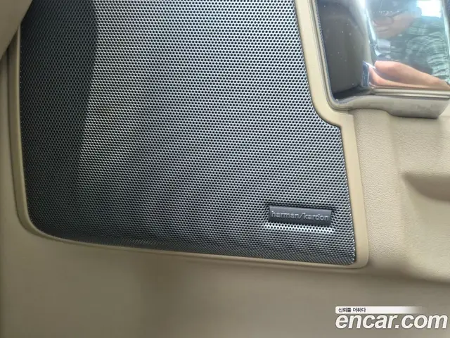 Land Rover Discovery 2013 3.0 автомат (гидро), миниатюра 11