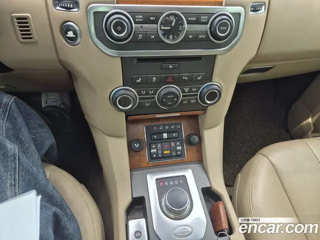 Land Rover Discovery 2013 3.0 автомат (гидро), миниатюра 9