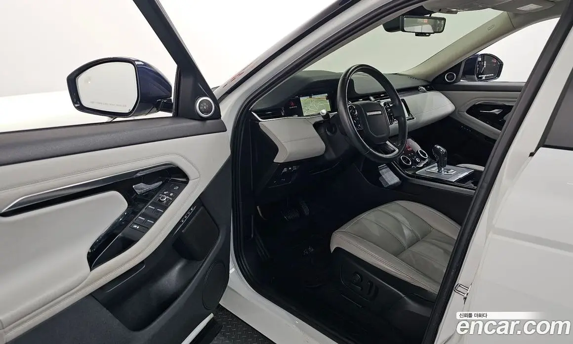Land Rover Range Rover Evoque 2019 2.0 автомат (гидро), фото 13