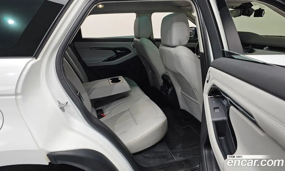 Land Rover Range Rover Evoque 2019 2.0 автомат (гидро), фото 17