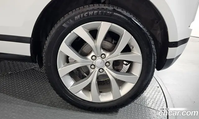 Land Rover Range Rover Evoque 2019 2.0 автомат (гидро), миниатюра 7
