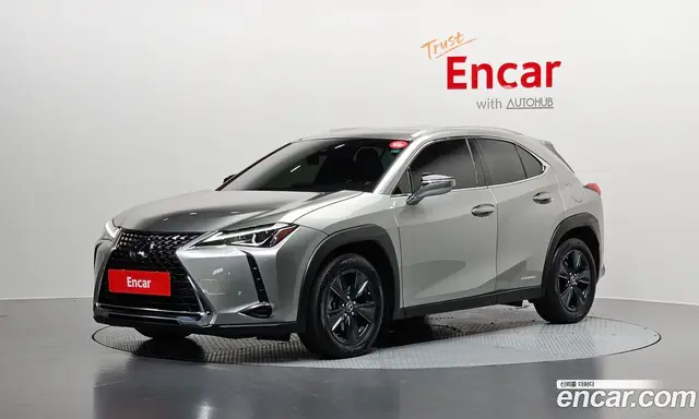Lexus UX 2020 2.0 автомат (гидро), миниатюра 1 Lexus UX 2020 2.0 автомат (гидро), миниатюра 1