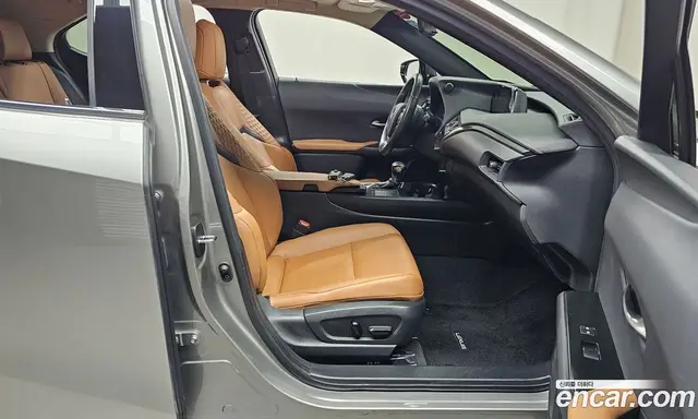 Lexus UX 2020 2.0 автомат (гидро), миниатюра 11 Lexus UX 2020 2.0 автомат (гидро), миниатюра 11