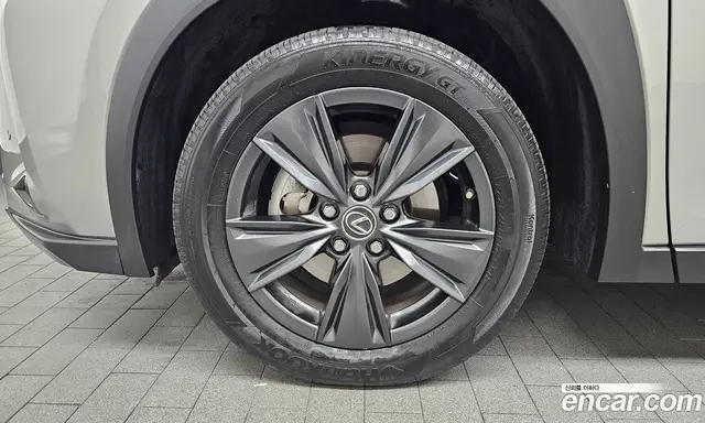 Lexus UX 2020 2.0 автомат (гидро), миниатюра 5 Lexus UX 2020 2.0 автомат (гидро), миниатюра 5