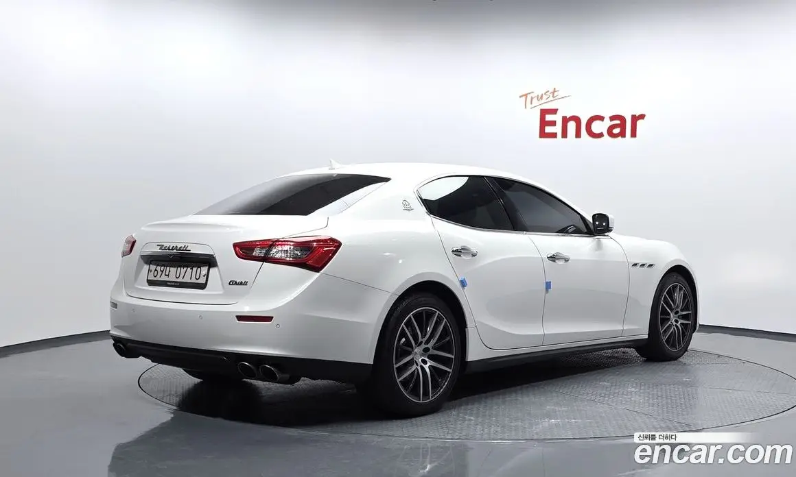 Maserati Ghibli 2016 3.0 автомат (гидро), фото 2 Maserati Ghibli 2016 3.0 автомат (гидро), фото 2