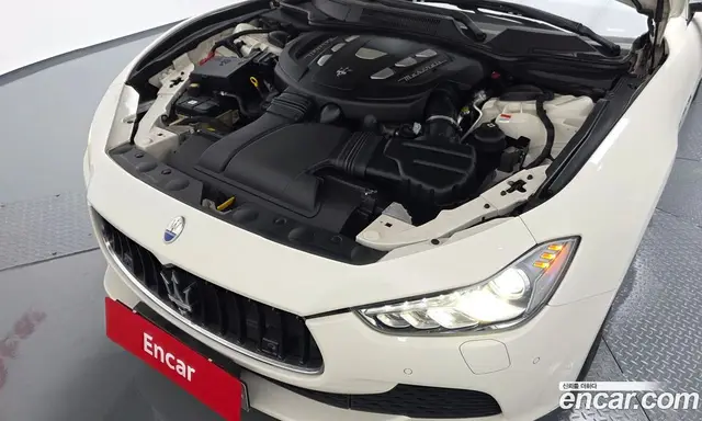 Maserati Ghibli 2016 3.0 автомат (гидро), миниатюра 6 Maserati Ghibli 2016 3.0 автомат (гидро), миниатюра 6