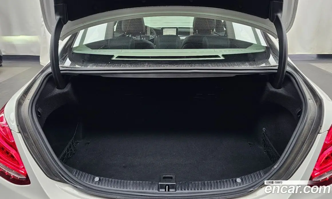 Mercedes-Benz C-Class 2018 2.0 автомат (гидро), фото 26