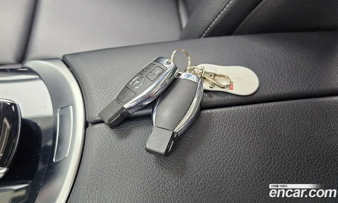 Mercedes-Benz C-Class 2018 2.0 автомат (гидро), фото 28