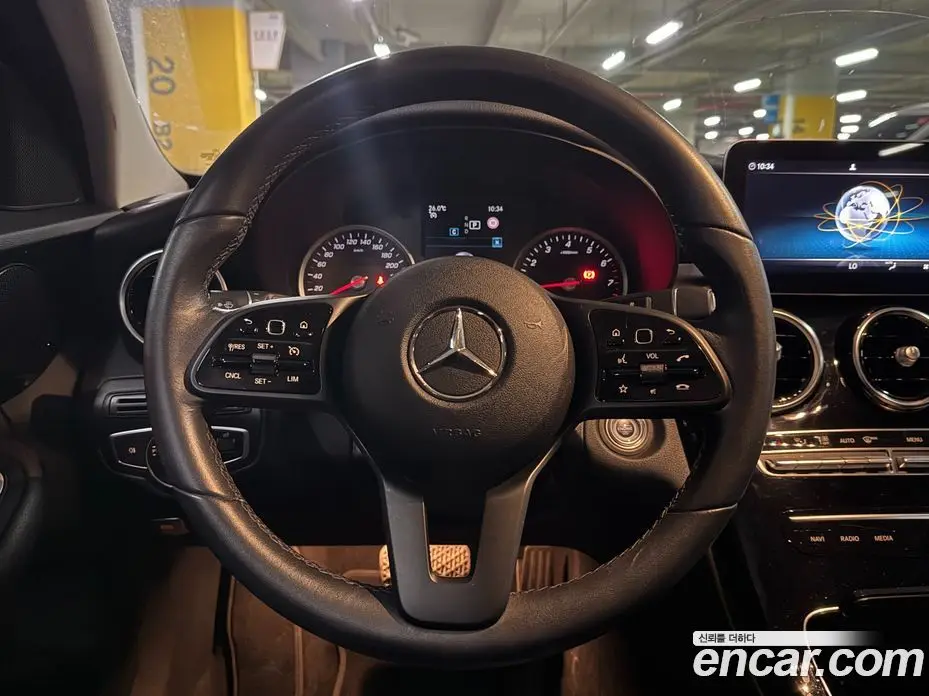 Mercedes-Benz C-Class 2019 2.0 автомат (гидро), фото 13