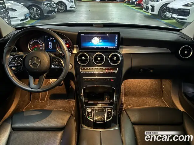 Mercedes-Benz C-Class 2019 2.0 автомат (гидро), миниатюра 7