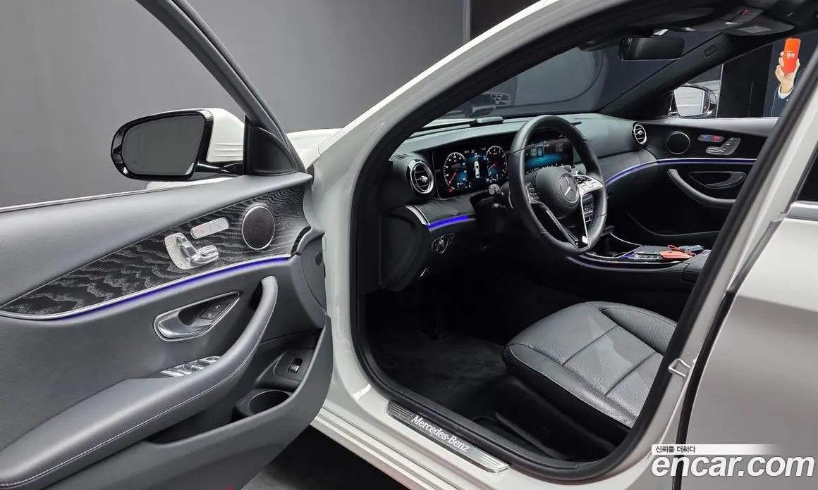 Mercedes-Benz E-Class 2022 2.0 автомат (гидро), фото 13