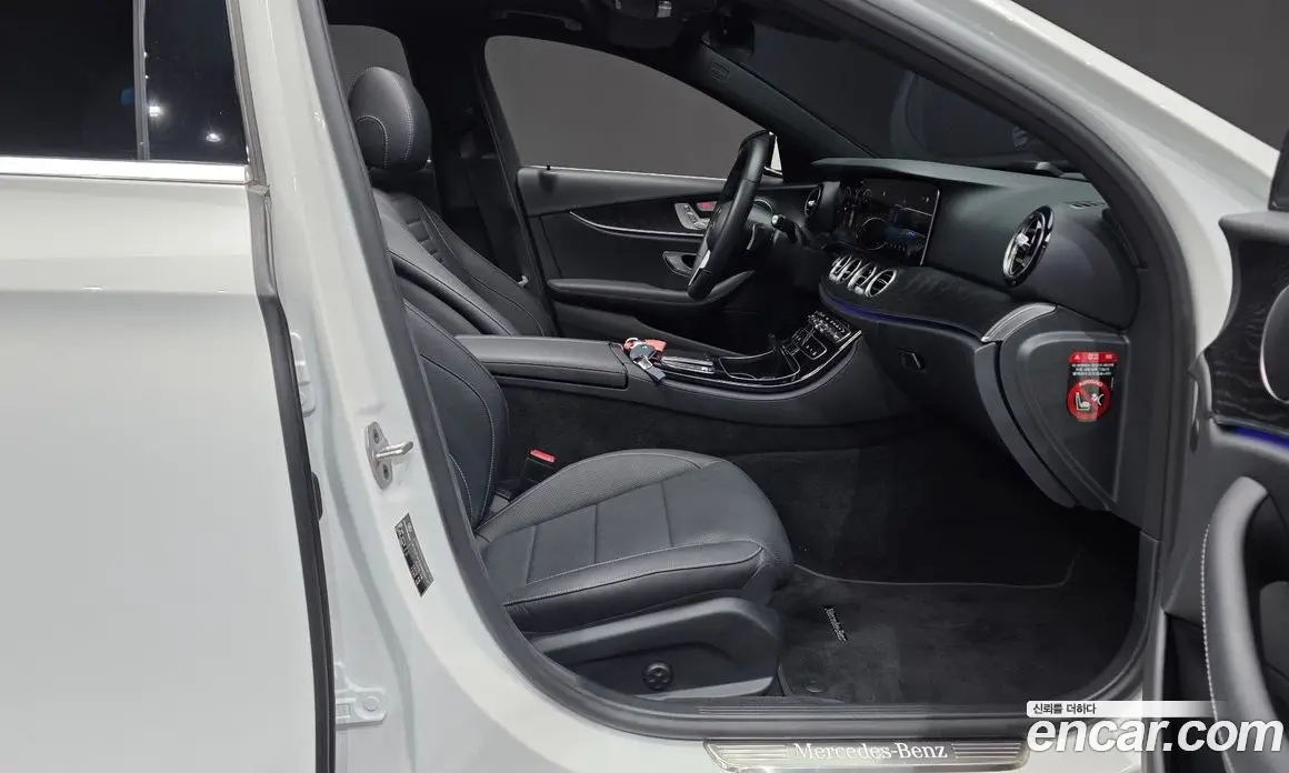 Mercedes-Benz E-Class 2022 2.0 автомат (гидро), фото 16