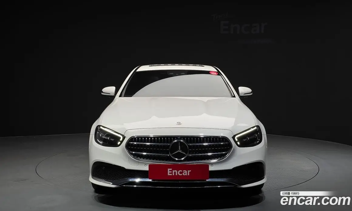 Mercedes-Benz E-Class 2022 2.0 автомат (гидро), фото 3