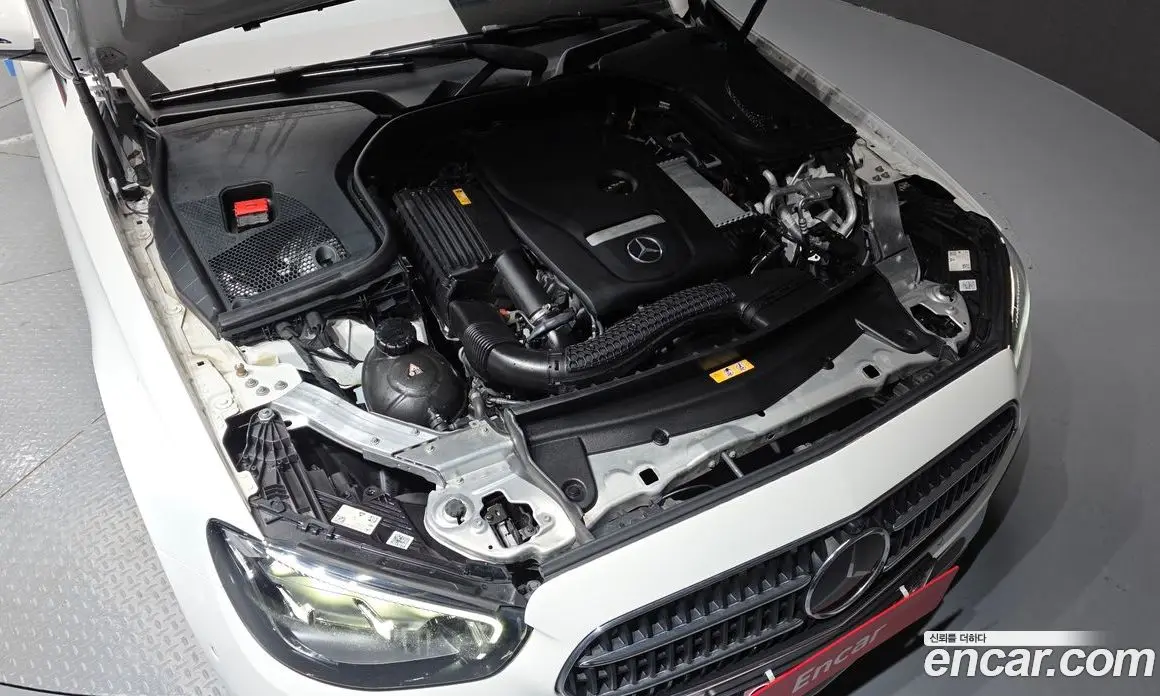 Mercedes-Benz E-Class 2022 2.0 автомат (гидро), фото 6