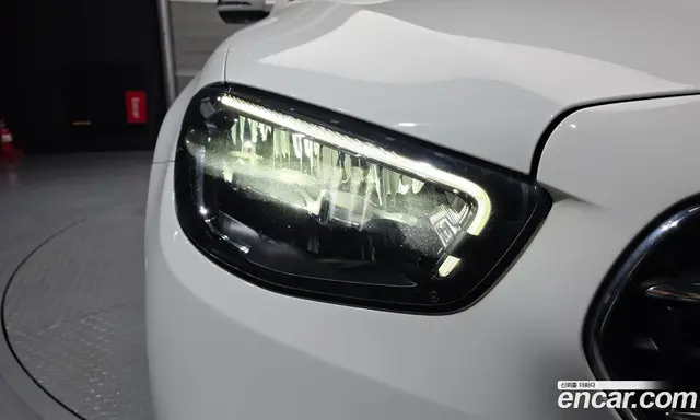 Mercedes-Benz E-Class 2022 2.0 автомат (гидро), миниатюра 8