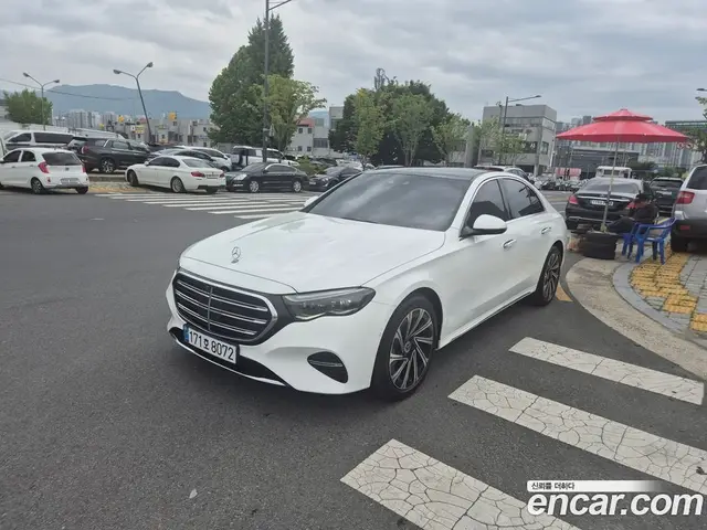 Mercedes-Benz E-Class, 2024, 29 648 км