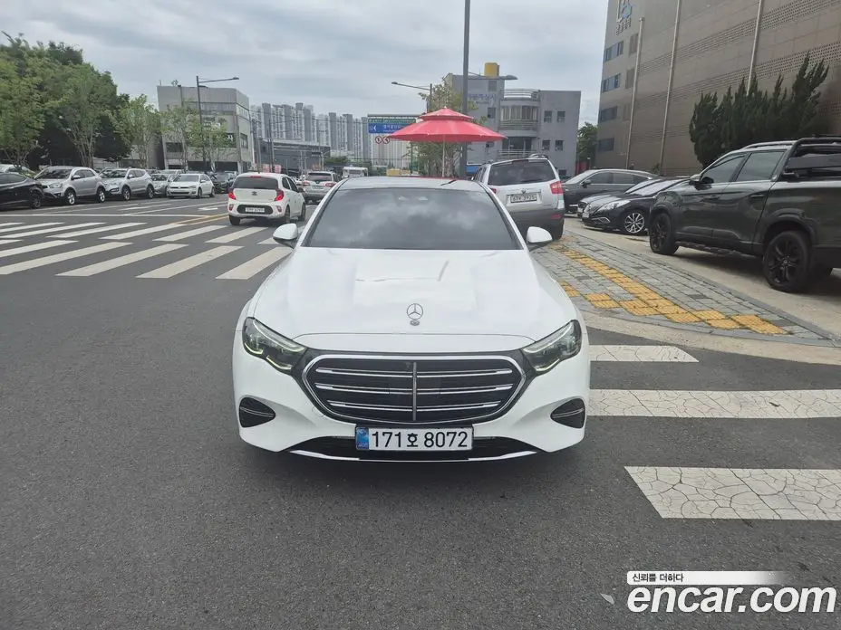 Mercedes-Benz E-Class 2024 2.0 автомат (гидро), фото 3