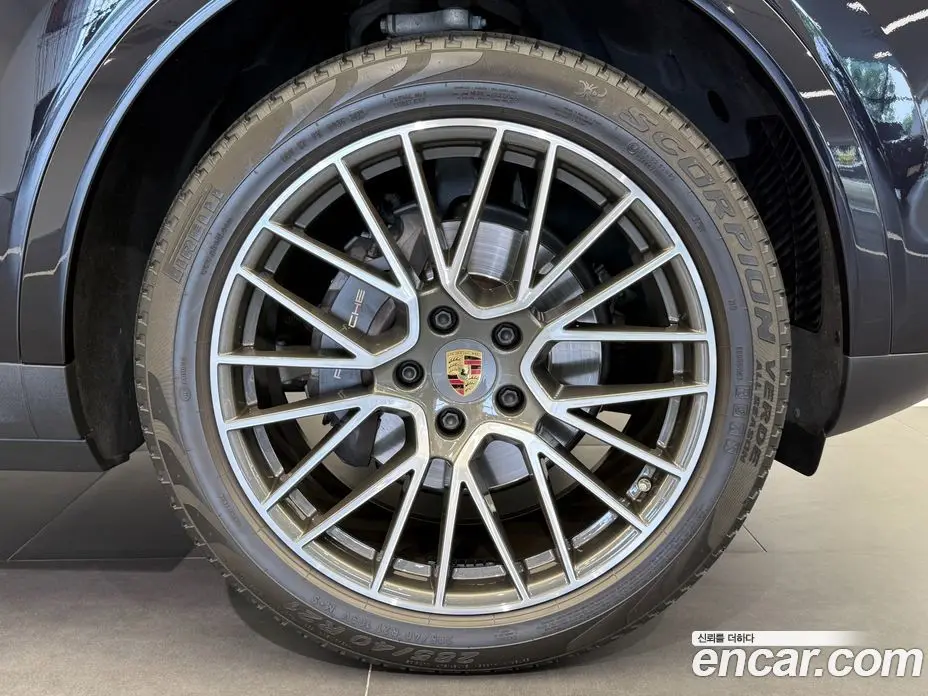 Porsche Cayenne 2021 3.0 автомат (гидро), фото 6