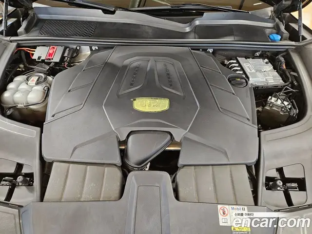 Porsche Cayenne 2023 3.0 автомат (гидро), миниатюра 6