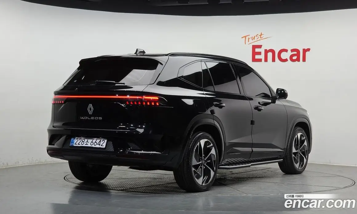 Renault (Samsung) Grand Koleos 2025 1.5 автомат (гидро), фото 2 Renault (Samsung) Grand Koleos 2025 1.5 автомат (гидро), фото 2