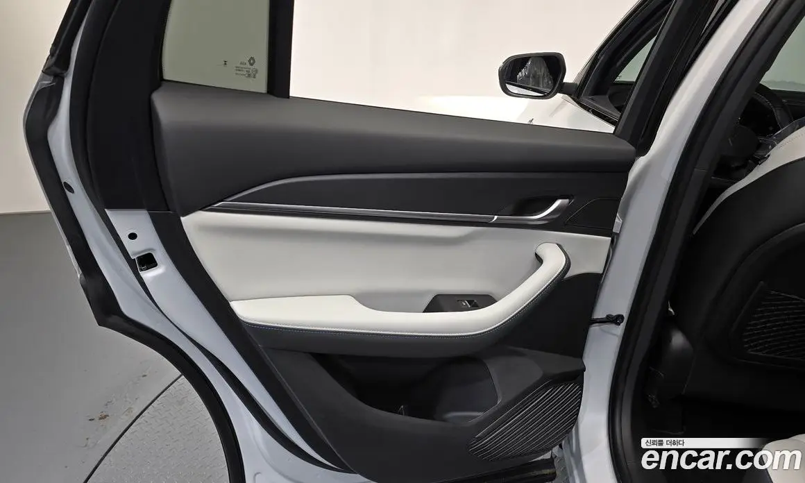 Renault (Samsung) Grand Koleos 2025 1.5 автомат (гидро), фото 15