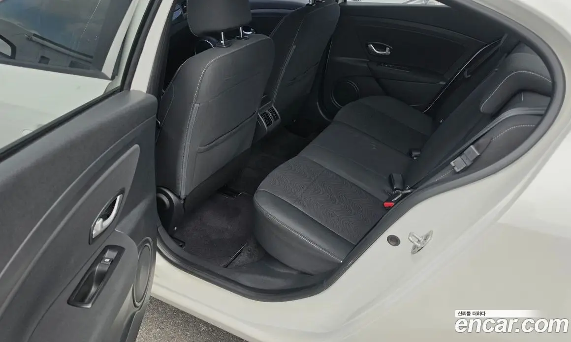 Renault (Samsung) SM3 2014 1.6 автомат (вариатор), фото 10