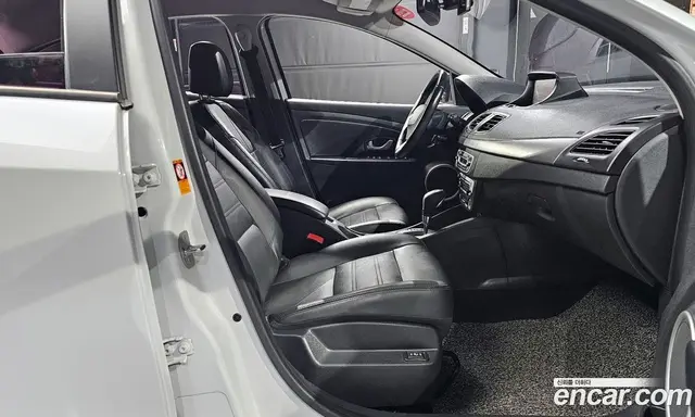 Renault (Samsung) SM3 2018 1.6 автомат (гидро), миниатюра 11
