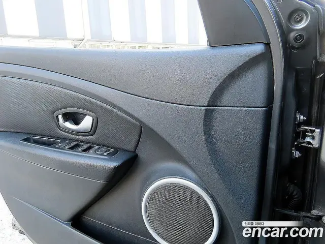 Renault (Samsung) SM3 2018 автомат (гидро), миниатюра 11