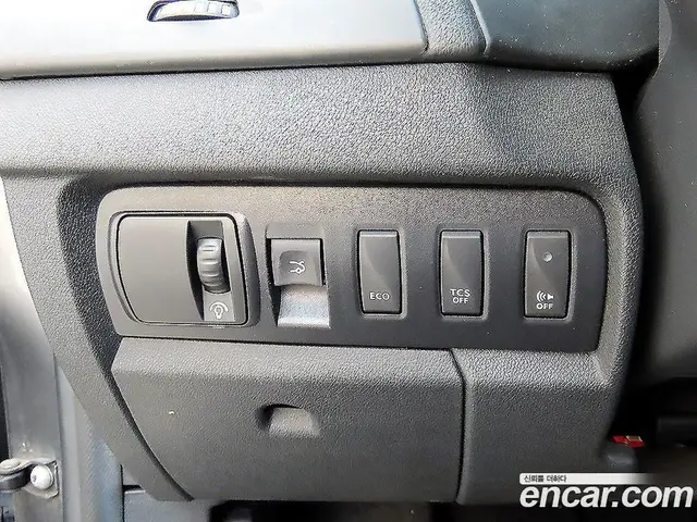 Renault (Samsung) SM3 2018 автомат (гидро), миниатюра 12