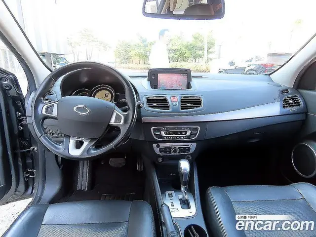 Renault (Samsung) SM3 2018 автомат (гидро), миниатюра 7