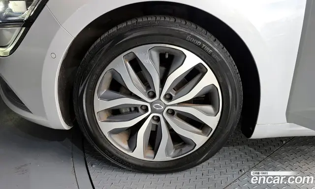 Renault (Samsung) SM6 2016 1.5 автомат (гидро), миниатюра 5