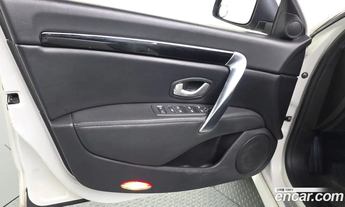 Renault (Samsung) SM7 2016 2.0 автомат (гидро), фото 14