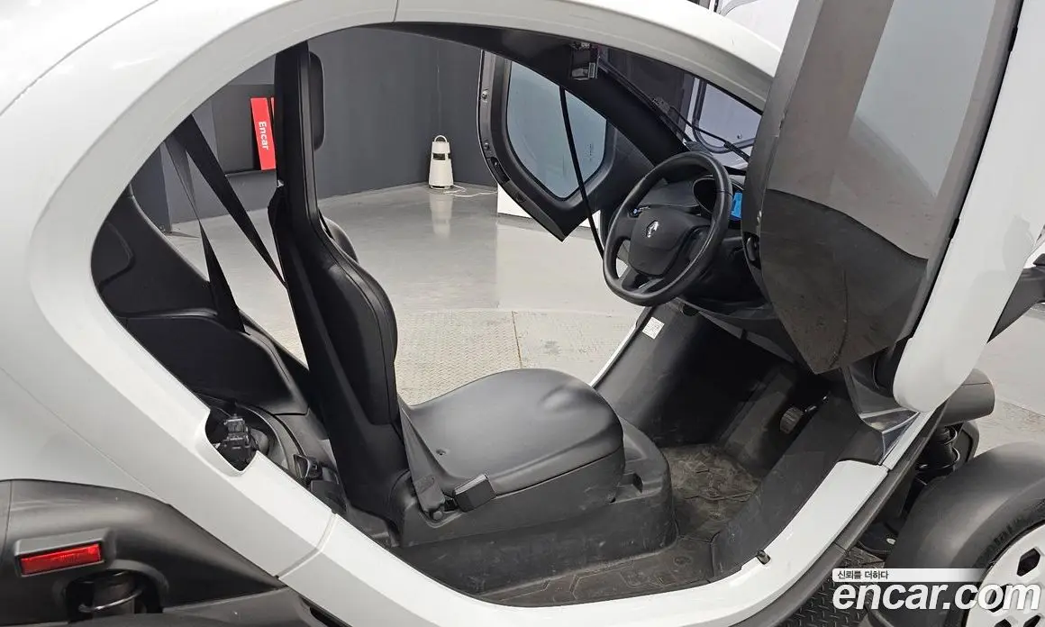 Renault (Samsung) Twizy 2020 0.1 автомат (гидро), фото 11