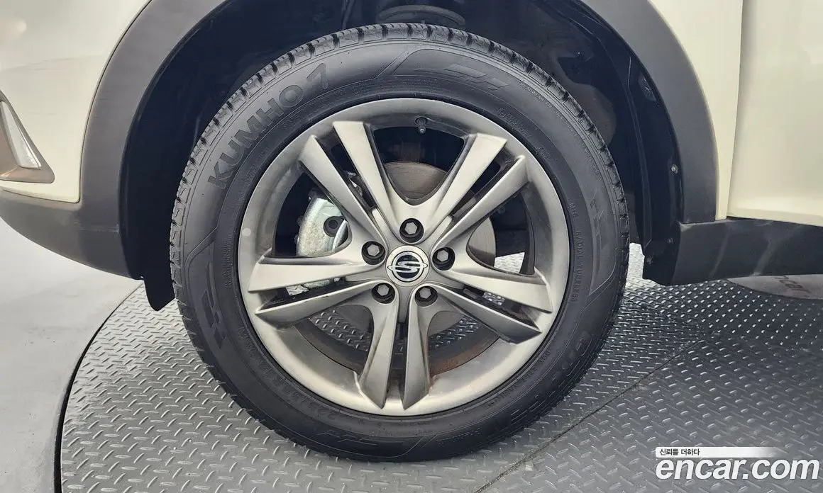 SsangYong Korando 2013 2.0 автомат (гидро), фото 5