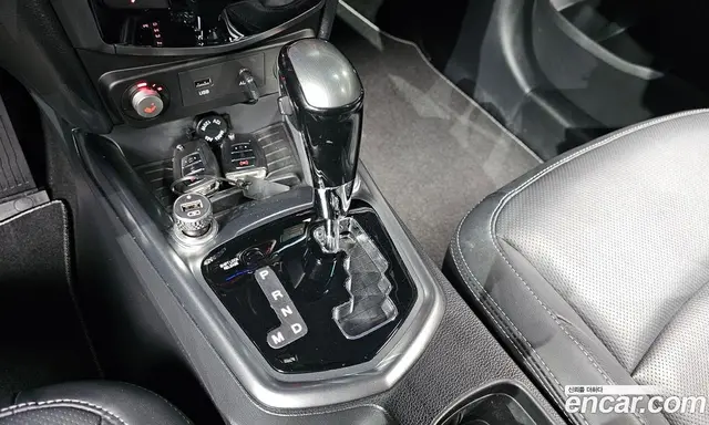 SsangYong TIBOLI 2018 1.6 автомат (гидро), миниатюра 12