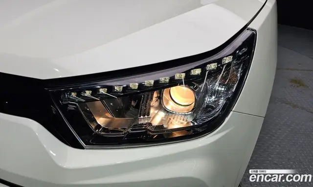 SsangYong TIBOLI 2018 1.6 автомат (гидро), миниатюра 8