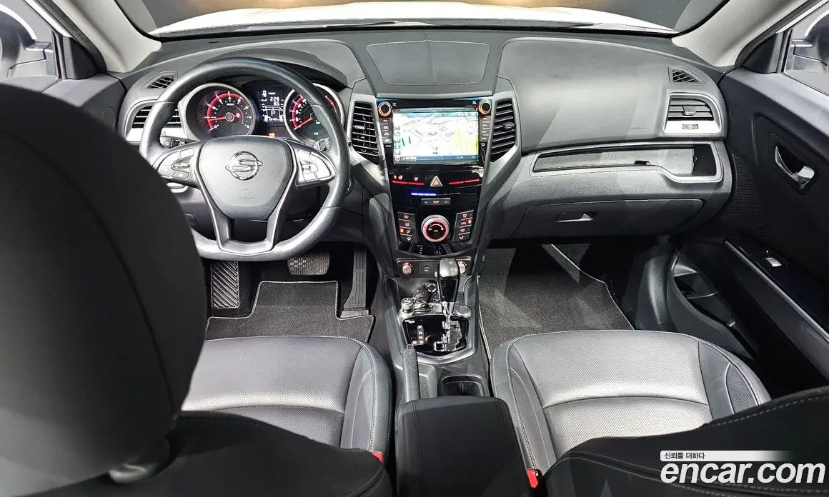 SsangYong TIBOLI 2018 1.6 автомат (гидро), фото 10