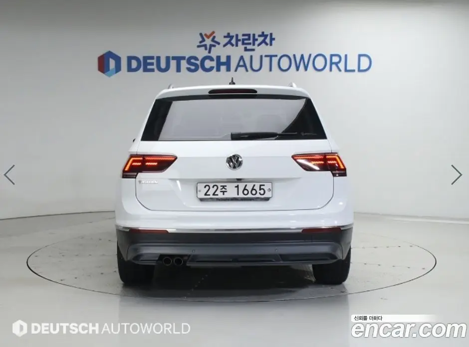 Volkswagen Tiguan 2018 2.0 автомат (гидро), фото 4