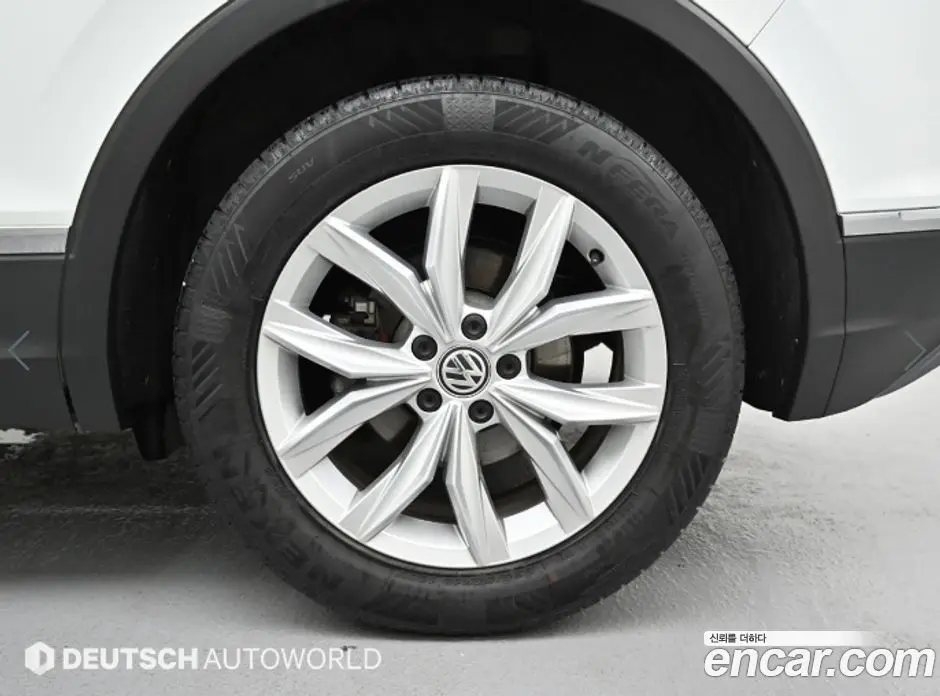 Volkswagen Tiguan 2018 2.0 автомат (гидро), фото 5