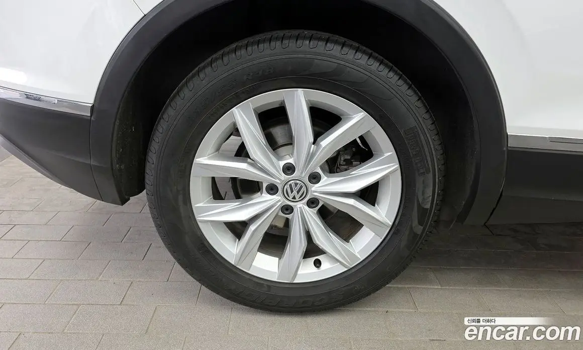 Volkswagen Tiguan 2020 2.0 автомат (гидро), фото 5