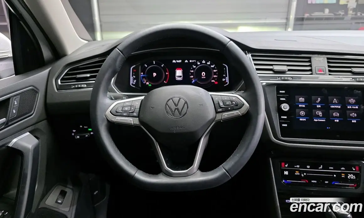 Volkswagen Tiguan 2021 2.0 автомат (гидро), фото 13