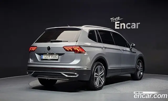 Volkswagen Tiguan 2022 2.0 автомат (гидро), миниатюра 2