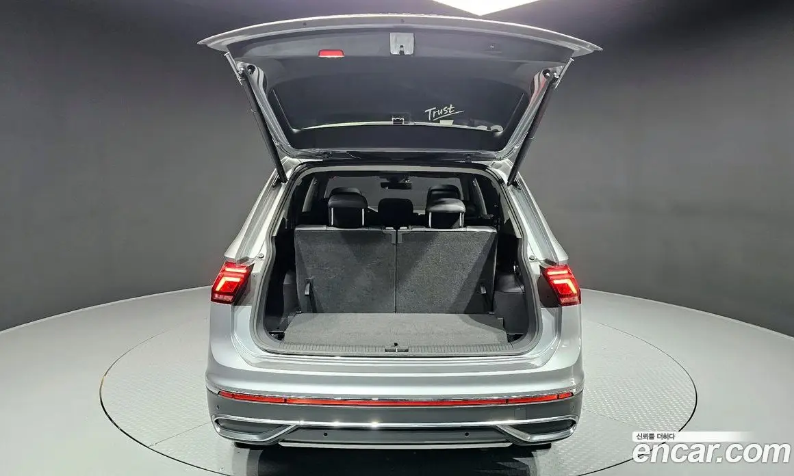 Volkswagen Tiguan 2022 2.0 автомат (гидро), фото 27