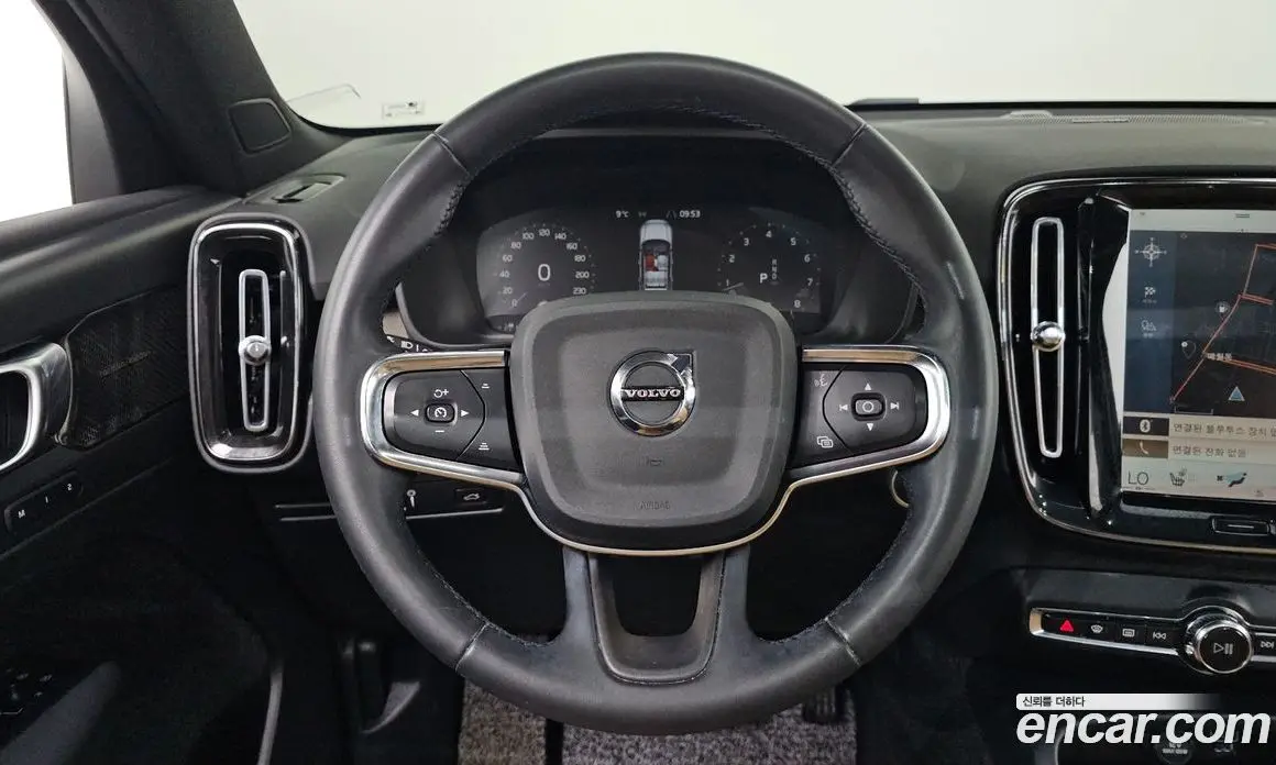 Volvo XC40 2022 2.0 автомат (гидро), фото 14