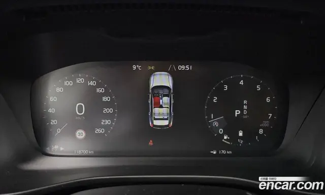 Volvo XC40 2022 2.0 автомат (гидро), миниатюра 8