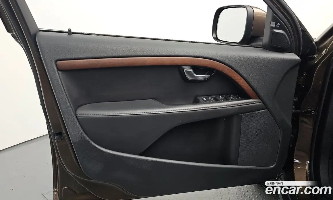 Volvo XC70 2014 2.0 автомат (гидро), фото 14